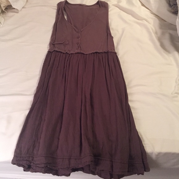 Sleeveless dress