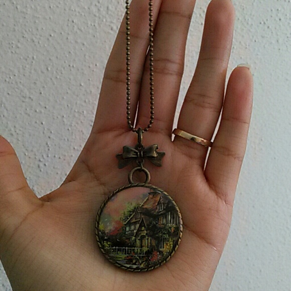 Necklace - Picture 3 of 3