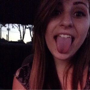 Meet your Posher, Hope