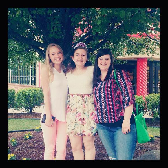 Meet your Posher, Mikhaela