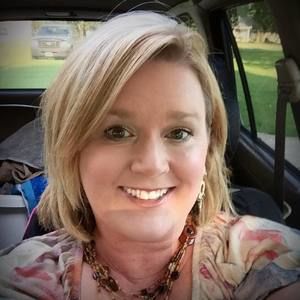 Meet your Posher, Leigh