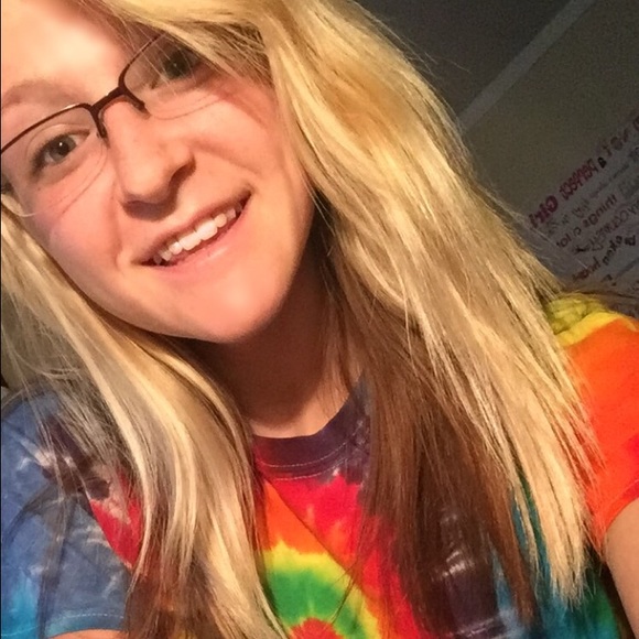 Meet your Posher, Brianna - Picture 1 of 1