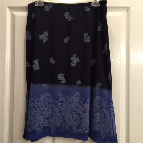 ‼️SOLD‼️Navy Skirt