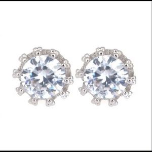 NWT .925 Sterling Silver Stud Earrings
