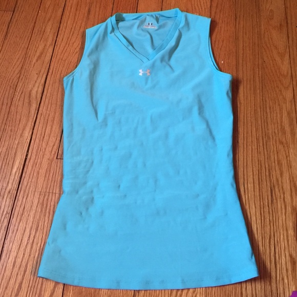 Under armor tank never worn