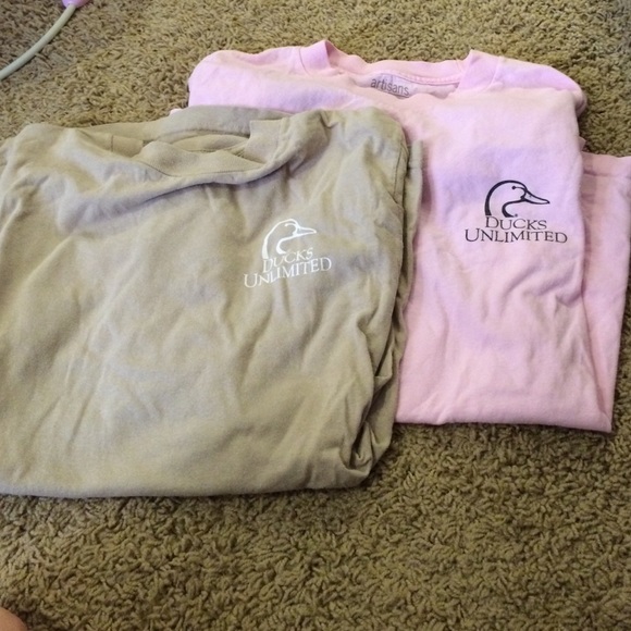 Bundle of duck unlimited shirts.