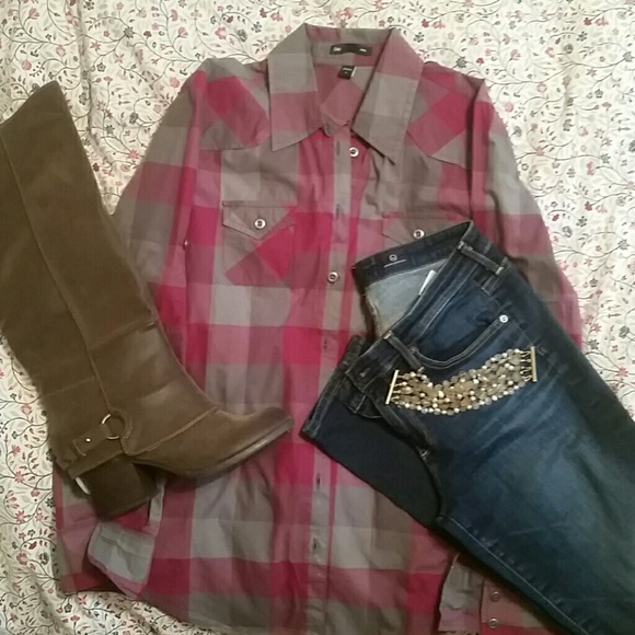 GAP Pink Plaid Button Down Shirt