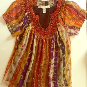 Final price :$18 Beautiful 100% silk blouse size 4