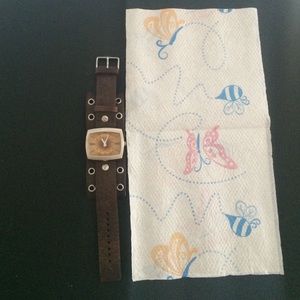 Fossil Genuine Leather Watch.