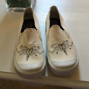 Canvas slip on shoes