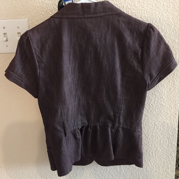 Short-sleeved blazer - Picture 2 of 2