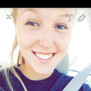 Meet your Posher, Danielle