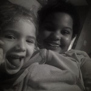 Meet your Posher, Hillary