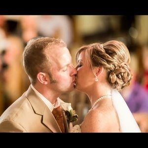 Meet your Posher, Alicia