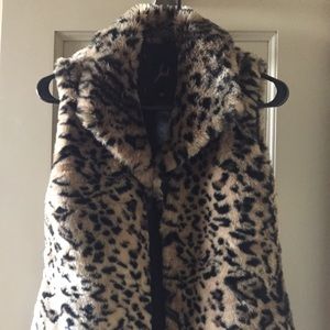 Leopard print vest