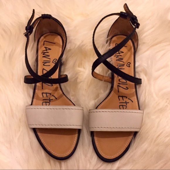 NWT Lanvin Crisscross Flat Sandal