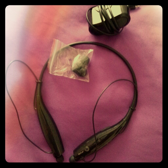 Hand free Bluetooth - Picture 1 of 4