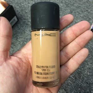 MAC studio fix foundation nw30. Never used