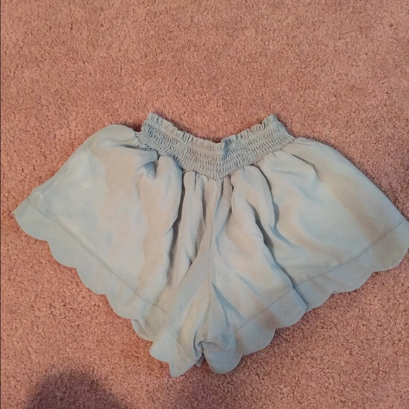 Gifted with Bundle purchase!!! Scalloped Shorts