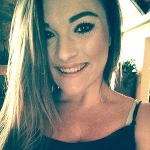 Meet your Posher, Leslie