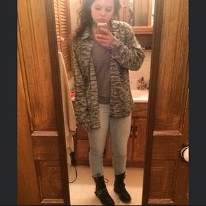 Meet your Posher, Chloé