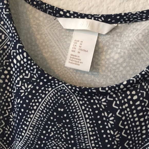 Blue Patterned Dress - Picture 3 of 4