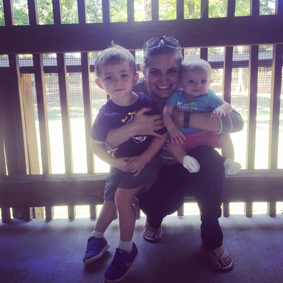 Meet your Posher, Sunni - Picture 3 of 3