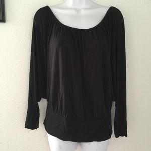 BEBE dolman black top❤️