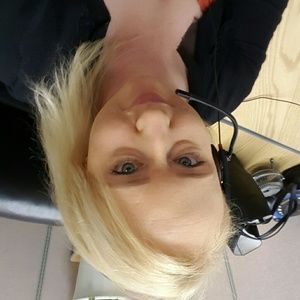 Meet your Posher, Renee