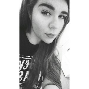 Meet your Posher, Ericka