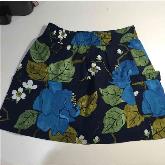 Abercrombie and finch skirt