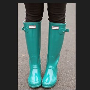ISO of these!!!! Or any glossy boots!!