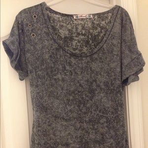 Large grey top