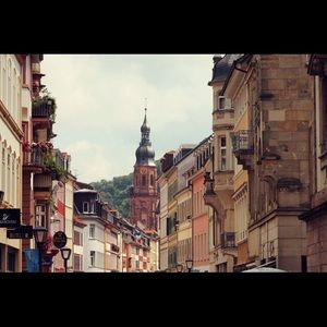 Meet your Posher, Aileen