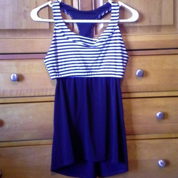 Athletic top