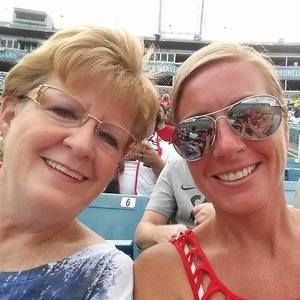 Meet your Posher, Lindsay