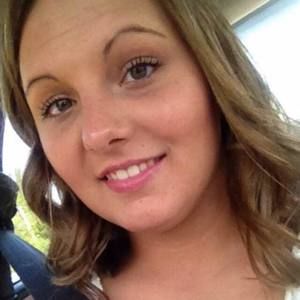 Meet your Posher, Jenelle