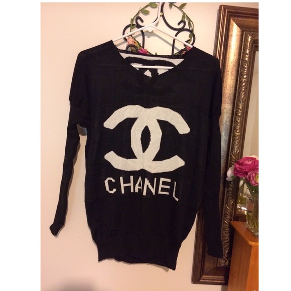 CHANEL SWEATER BLACK COLOR 🍃🍁🍂🍃🍁perfect 4Fall