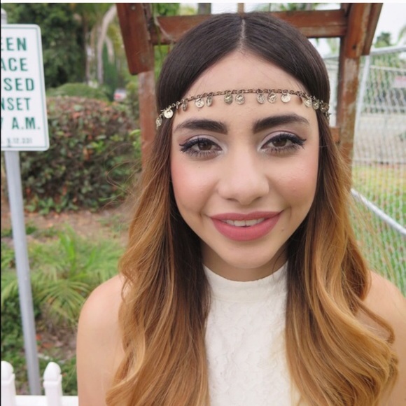 Coachella Coin head chain/ ggirevscloset