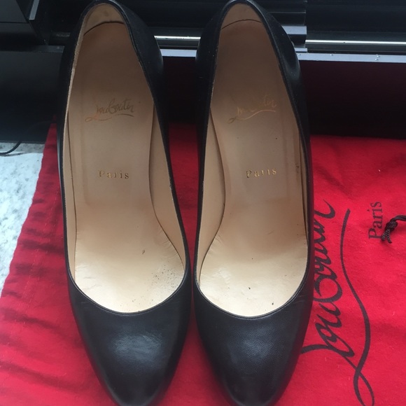 Gently Used Authentic Louboutins (size 7.5) - Picture 2 of 4
