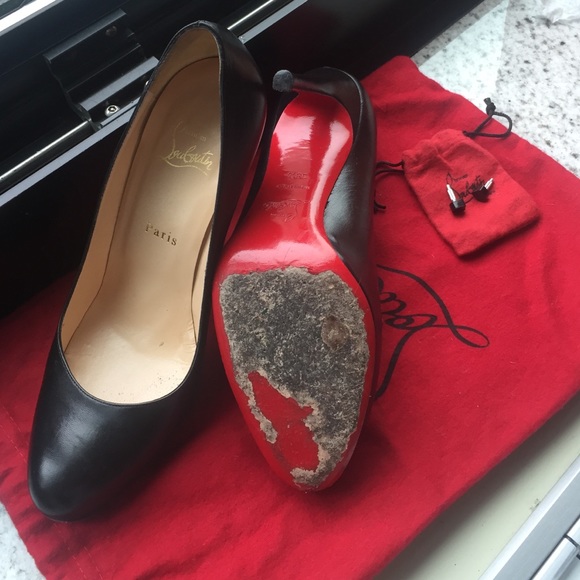 Gently Used Authentic Louboutins (size 7.5) - Picture 4 of 4