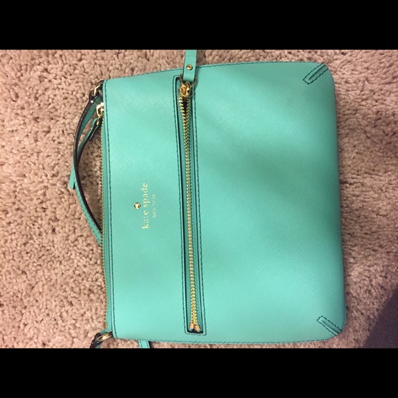 TRADE !?Kate spade New York cedar street crossbody - Picture 2 of 4