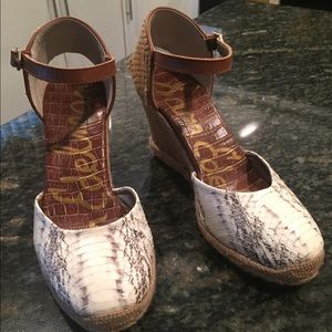 🔳HOST PICK🔳 Sam Edelman wedged sandals