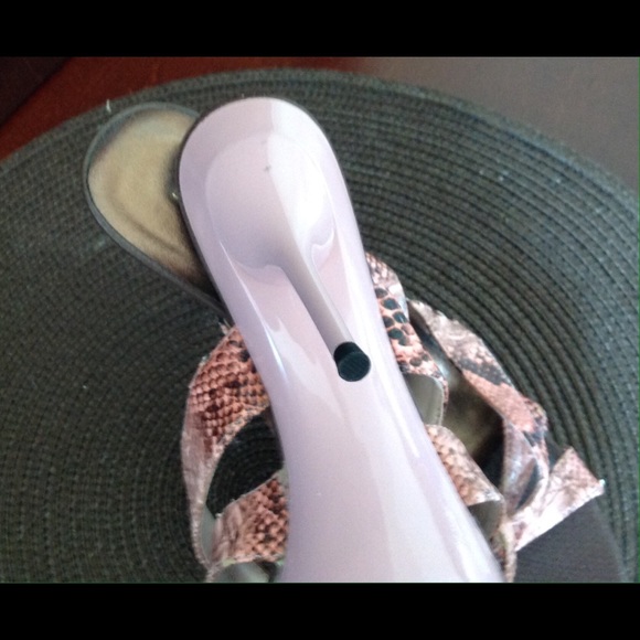 Designer Sandals - Picture 2 of 3