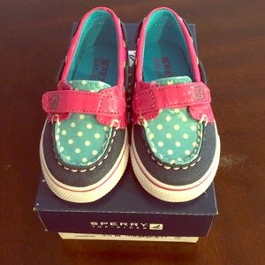 Brand New in box Sperry Toddler shoes size 5-1/2