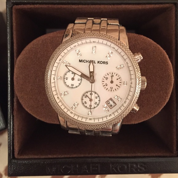 MK silver crystal watch main image 2