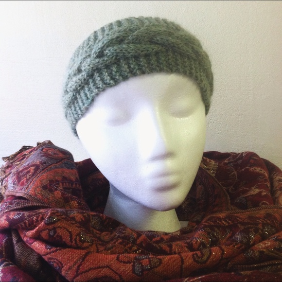 Hand Knit Accessories - Green Hand-Knit Merino Wool/Suri Alpaca Ear Warmer
