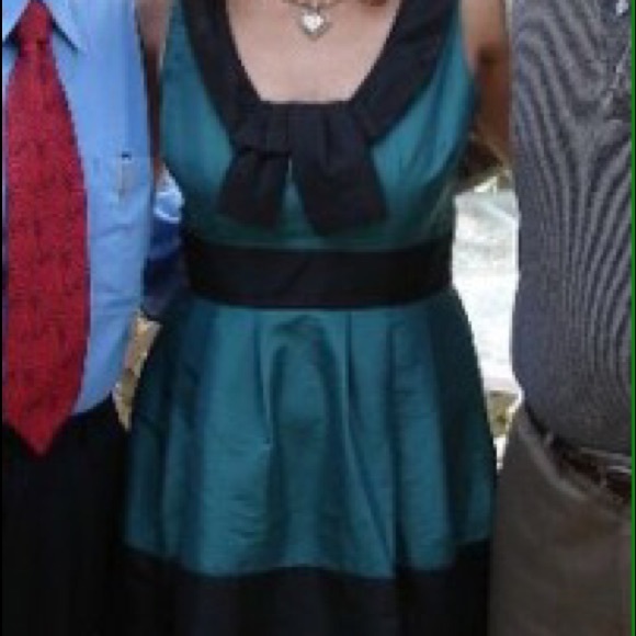 BCBG Paris party dress - Picture 2 of 4