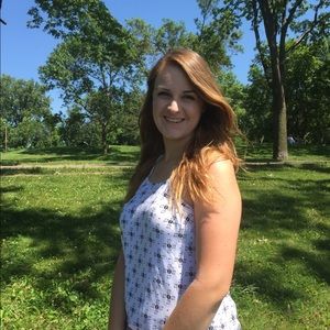 Meet your Posher, Rebecca