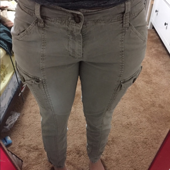 Khaki toast cargo pants OLD NAVY